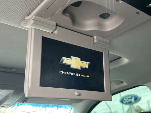 Used 2018 Chevrolet Tahoe LT image 16