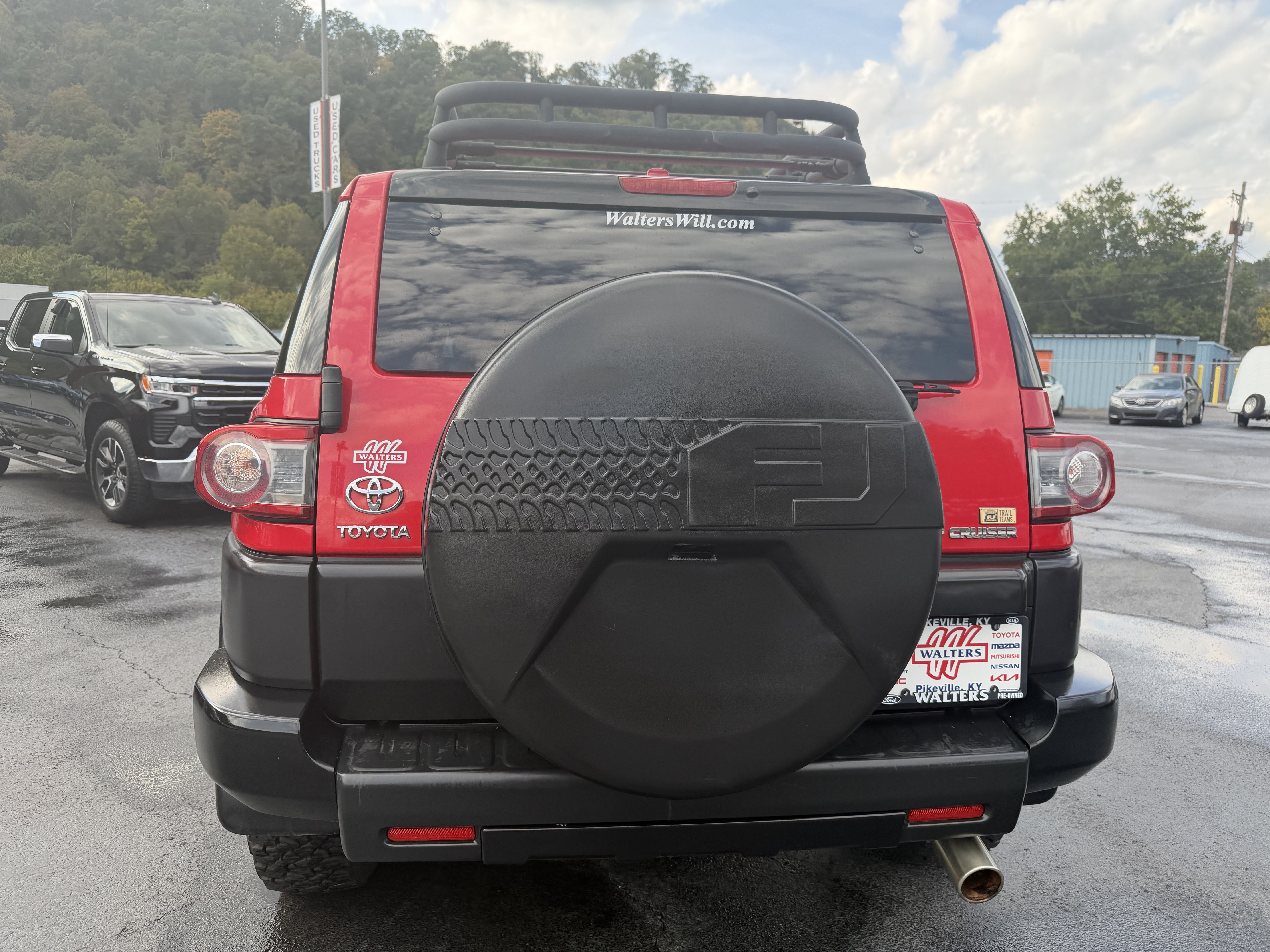 Used 2012 Toyota FJ Cruiser 4WD w/ Trail Teams Special Edition image 6