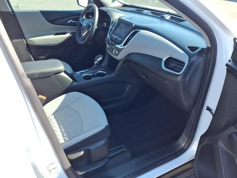 Used 2023 Chevrolet Equinox LT w/ Driver Convenience Package AWD/4WD image 28