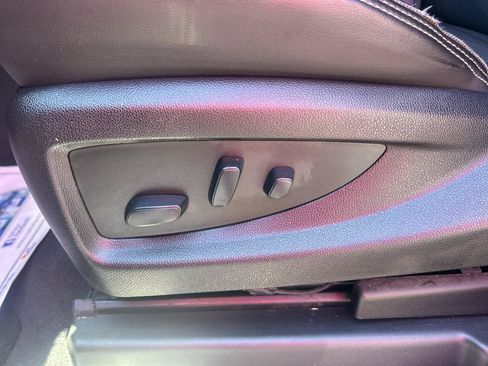 Used 2019 GMC Yukon XL Denali RWD image 15