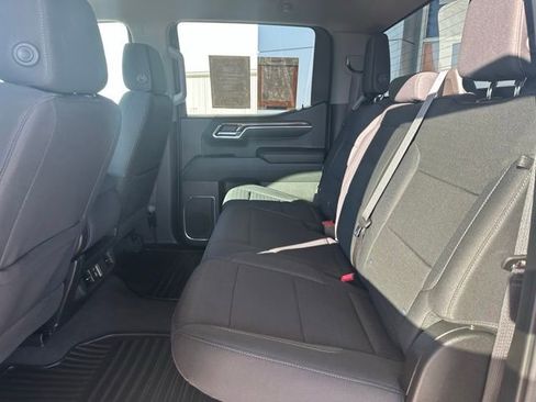 Used 2024 Chevrolet Silverado 1500 LT AWD/4WD image 24