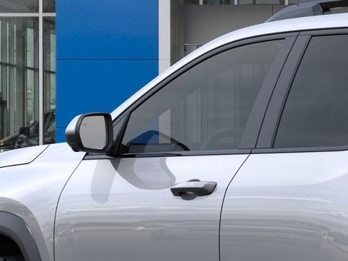 New 2026 Chevrolet Equinox ACTIV w/ Safety and Technology Package image 12