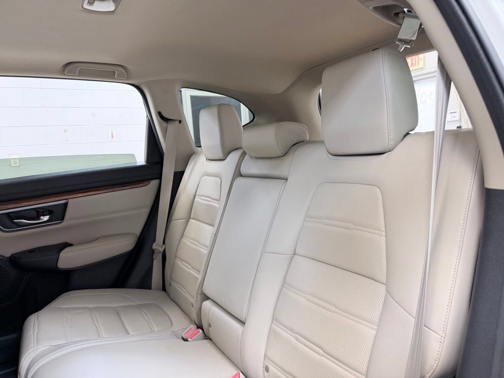 Used 2017 Honda CR-V Touring image 22