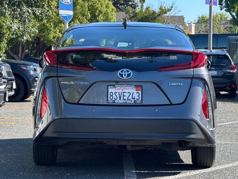 Used 2020 Toyota Prius Prime Limited FWD image 5