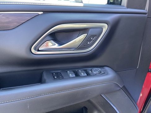 Used 2023 Chevrolet Tahoe Z71 image 24