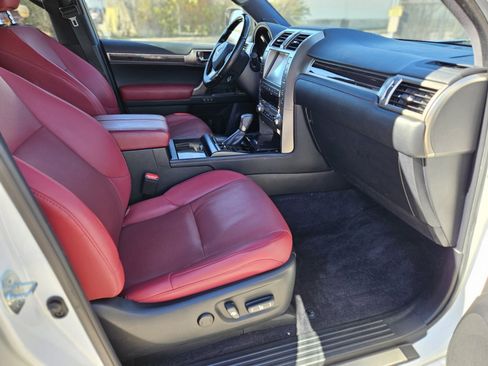 Used 2021 Lexus GX 460 Premium image 12