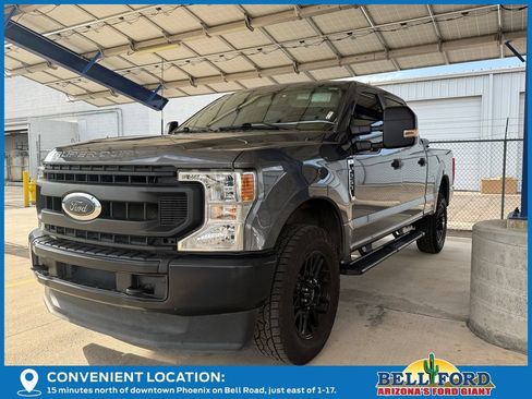Used 2022 Ford F250 XL w/ Power Equipment Group AWD/4WD image 2