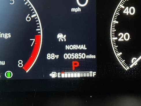 Used 2026 Honda HR-V LX image 27