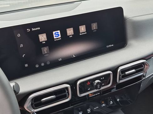 New 2026 Nissan Sentra SR w/ Floor Mat Package FWD image 23