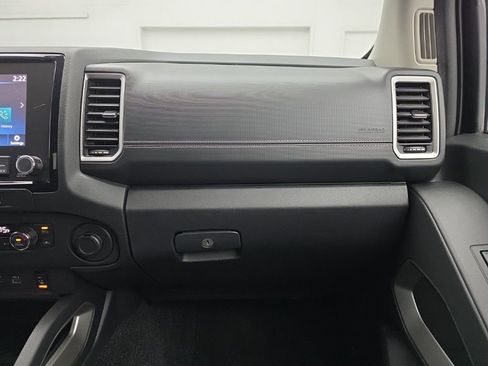 Used 2024 Nissan Frontier SV w/ Hardbody Edition image 37