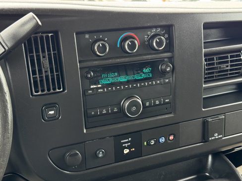 Used 2021 Chevrolet Express 2500 w/ Driver Convenience Package RWD image 22