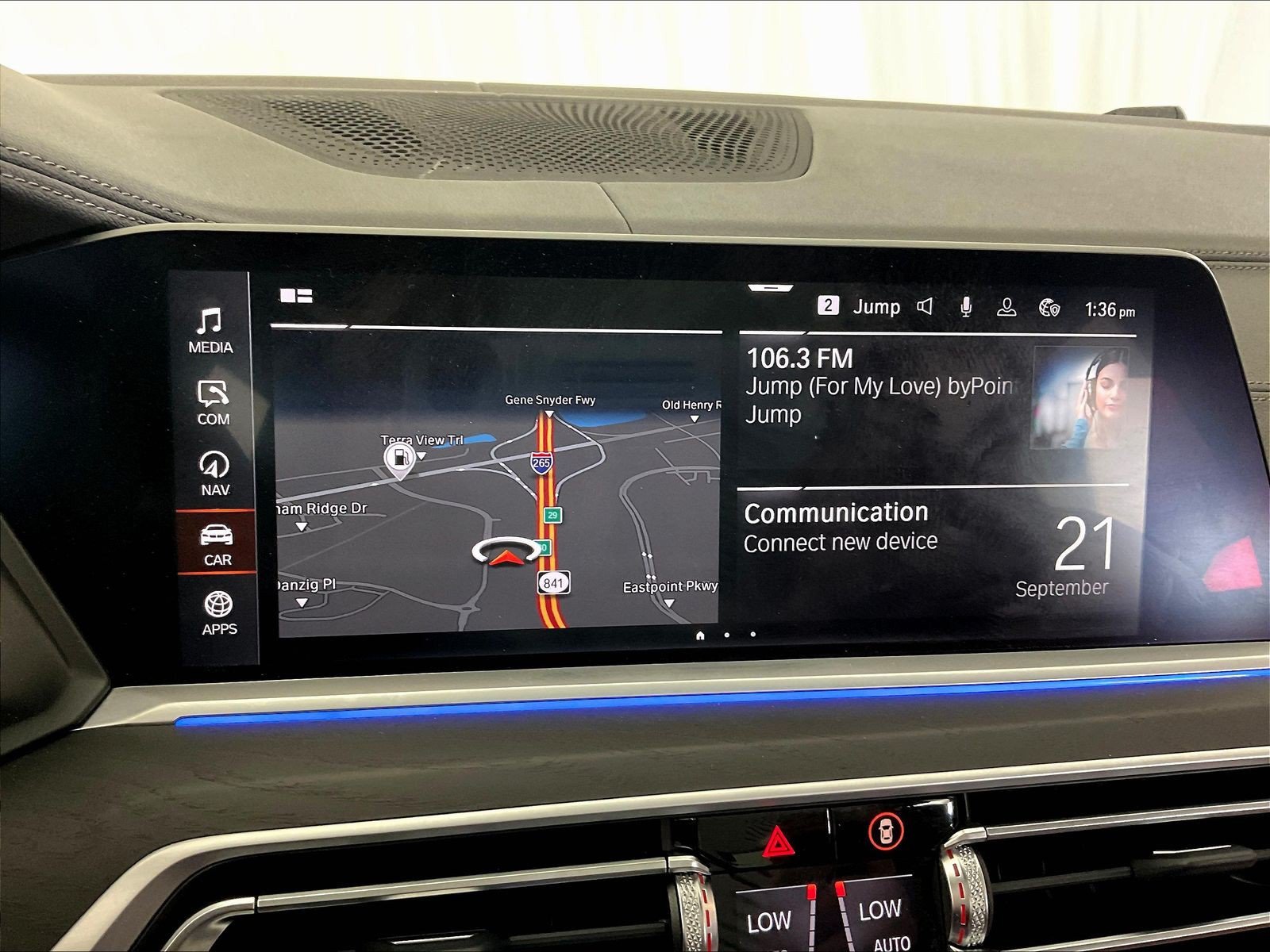 Used 2022 BMW X7 M50i AWD/4WD image 15