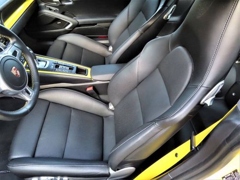 Used 2015 Porsche 911 Turbo S AWD/4WD image 31