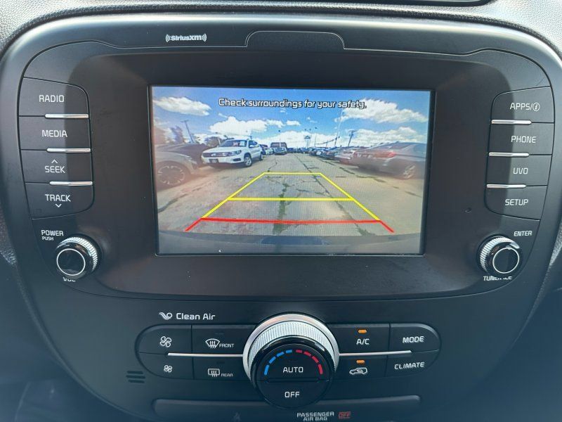 Used 2018 Kia Soul + FWD image 22