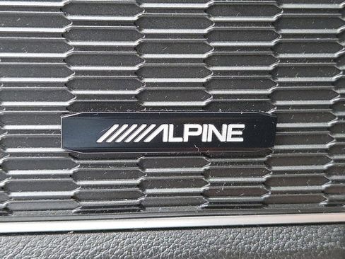 Used 2022 Jeep Grand Cherokee L Limited image 21