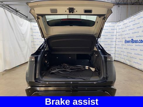 Used 2023 Nissan Ariya AWD image 13