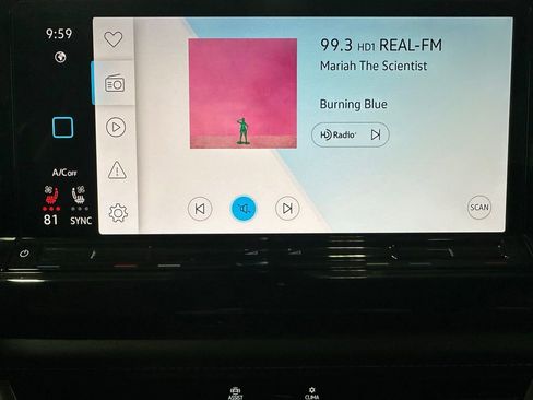 Used 2025 Volkswagen Atlas SE image 26