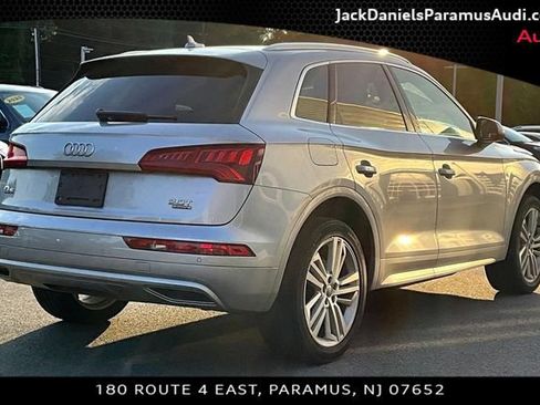 Used 2018 Audi Q5 2.0T Premium Plus AWD/4WD image 2