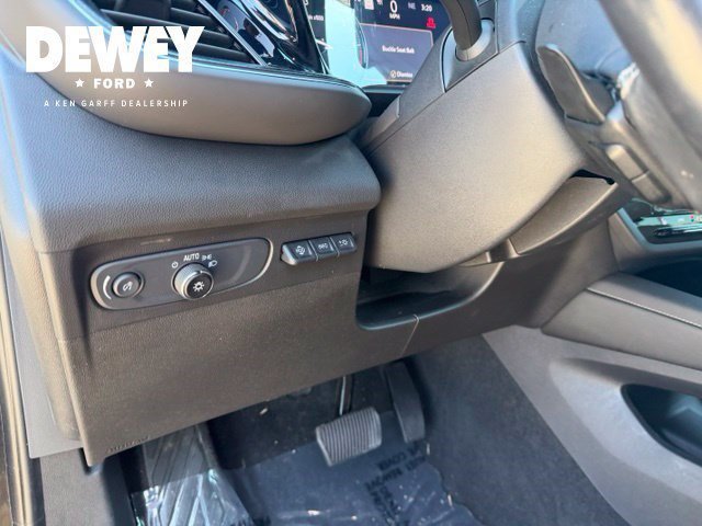 Used 2021 Buick Envision Essence AWD/4WD image 13
