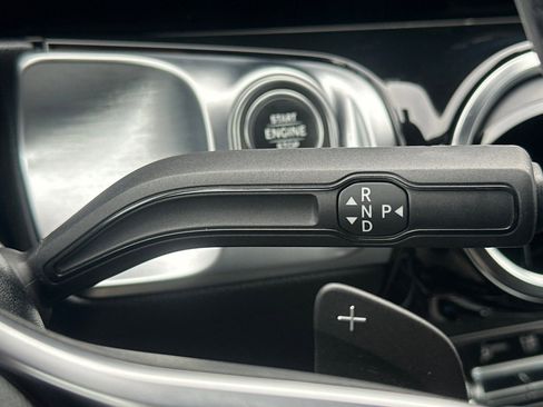 Certified 2022 Mercedes-Benz GLB 250 4MATIC image 21