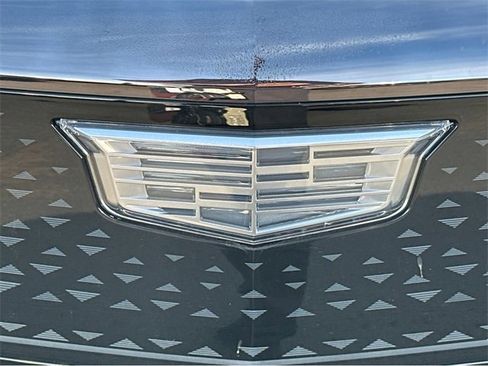 New 2026 Cadillac Optiq Sport 2 image 38