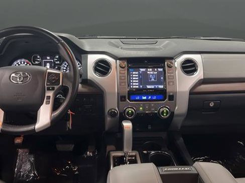 Used 2018 Toyota Tundra Limited w/ Limited Premium Package AWD/4WD image 11