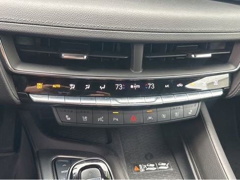 Used 2025 Cadillac CT5 Premium Luxury image 25