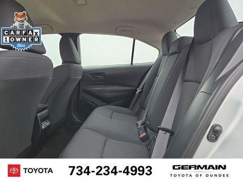 Used 2025 Toyota Corolla LE image 21