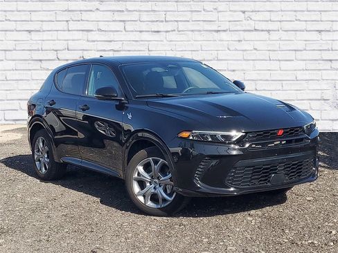 Used 2024 Dodge Hornet R/T image 1