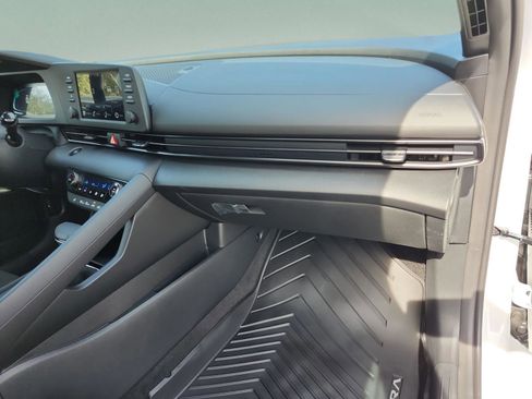 New 2026 Hyundai Elantra SEL Sport Premium FWD image 20