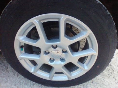 Used 2020 Jeep Renegade Latitude image 10