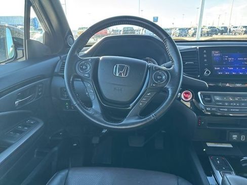 Used 2022 Honda Ridgeline Black Edition image 13