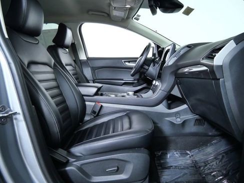 Used 2024 Ford Edge SEL w/ Convenience Package AWD/4WD image 11