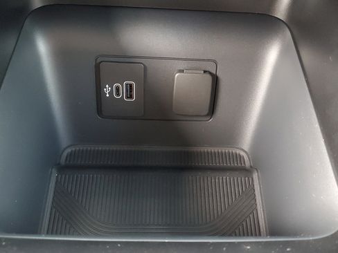 New 2026 Ford Explorer Active AWD/4WD image 30