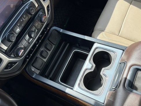 Used 2014 GMC Sierra 1500 SLT w/ SLT Crew Cab Value Package image 21