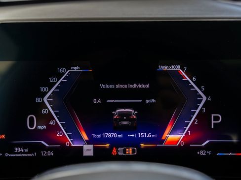 Certified 2025 BMW X2 xDrive28i w/ M Sport Package image 10