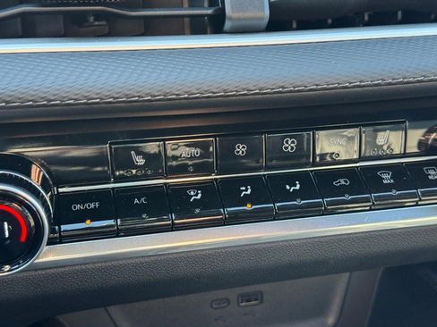 New 2026 Chevrolet Equinox LT w/ Convenience Package II image 16