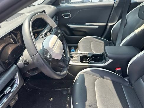 Used 2025 Kia K4 GT-Line w/ GT-Line Premium Package FWD image 13