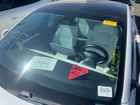 Used 2021 Tesla Model 3 Standard Range Plus RWD image 12