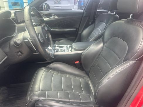 Used 2022 Kia Stinger GT2 AWD/4WD image 10
