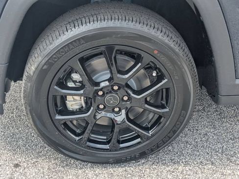 New 2026 Jeep Compass Latitude AWD/4WD image 10