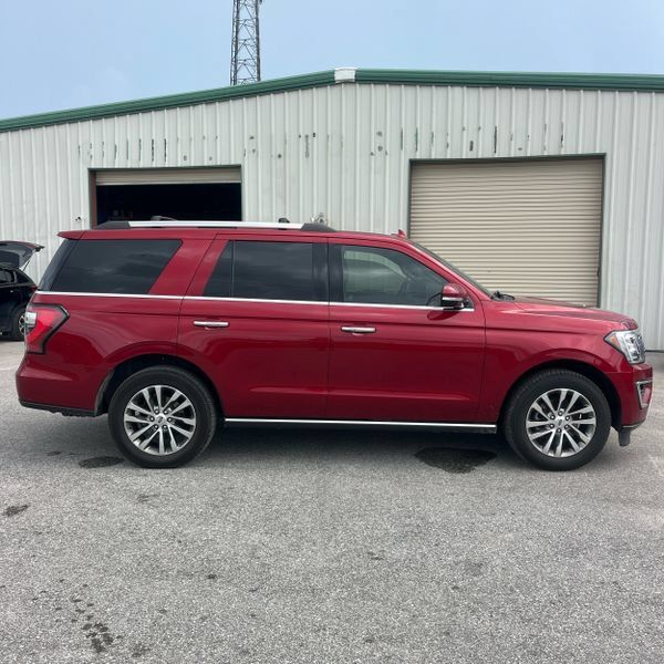 Used 2018 Ford Expedition Limited w/ Equipment Group 301A RWD image 5