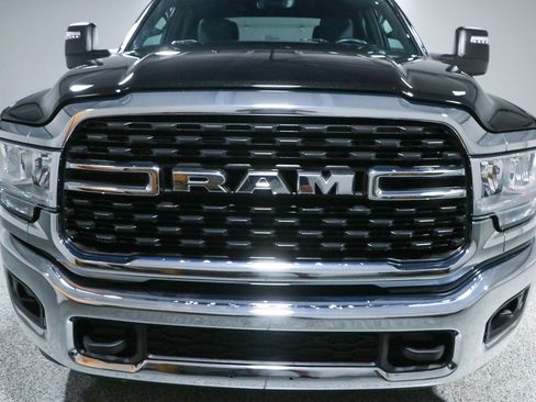 Used 2024 RAM 2500 Big Horn w/ Bed Utility Group AWD/4WD image 4
