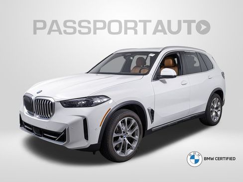 Certified 2024 BMW X5 xDrive40i w/ Parking Assistance Package AWD/4WD image 1