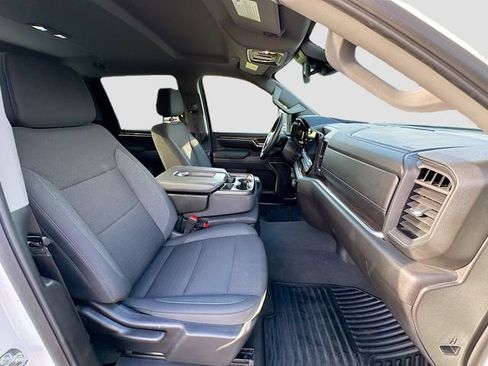 Used 2025 Chevrolet Silverado 2500 LT w/ Safety Package image 28