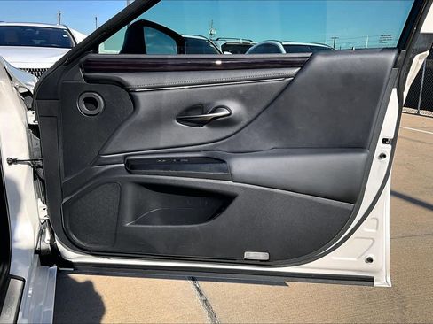 Used 2020 Lexus ES 350 w/ Premium Package image 21