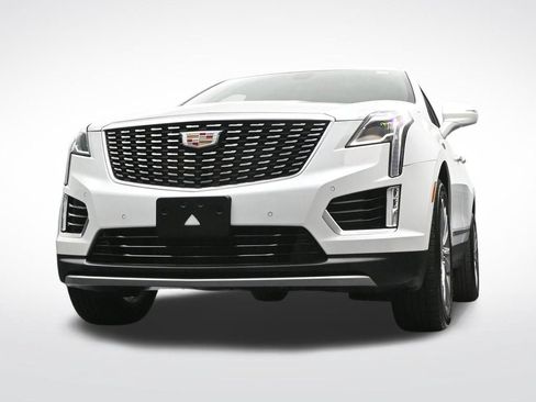 Certified 2025 Cadillac XT5 Premium Luxury AWD/4WD image 31
