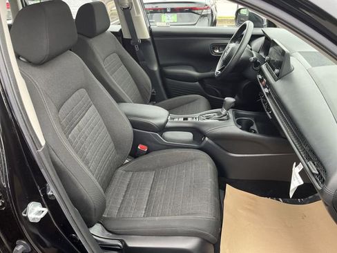Used 2023 Honda HR-V LX image 26