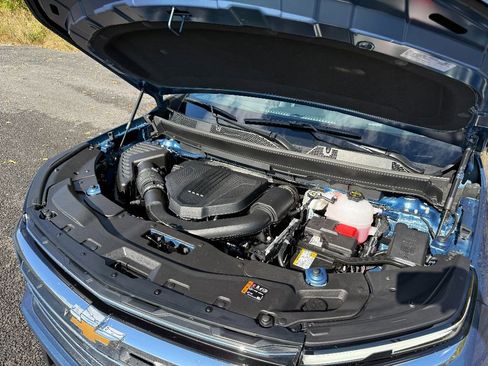 New 2026 Chevrolet Traverse LT w/ Driver Confidence Package image 15