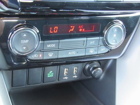 New 2026 Mitsubishi Eclipse Cross LE image 16